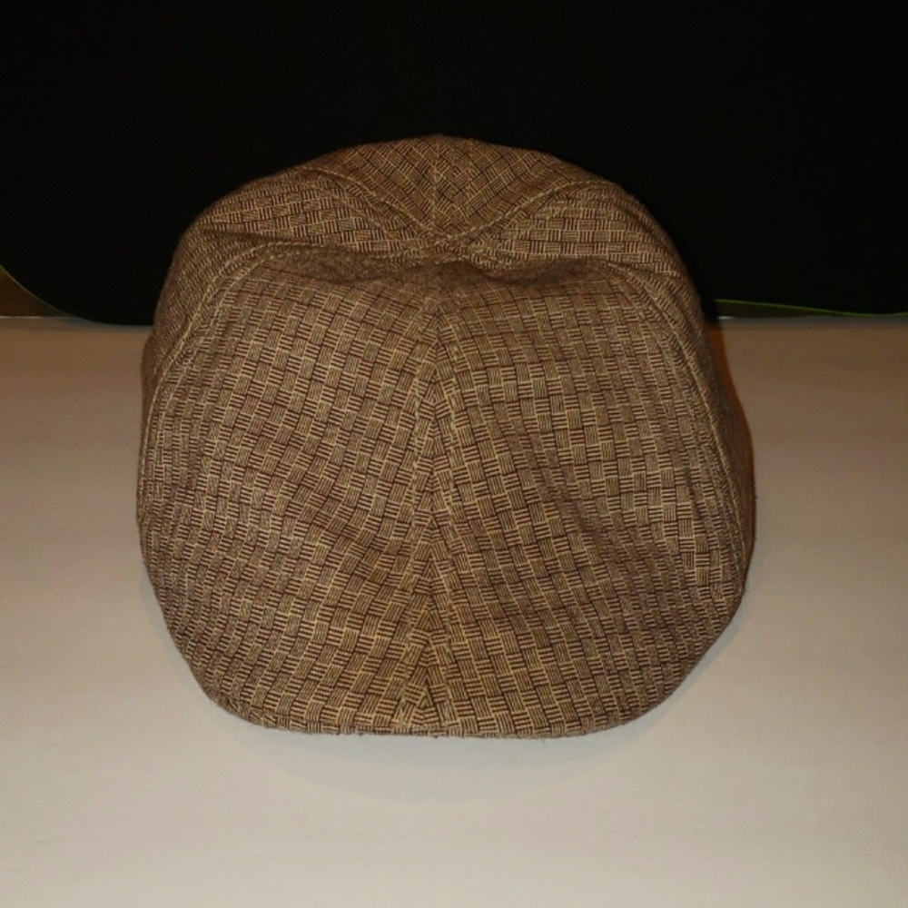 LIDS tan cap